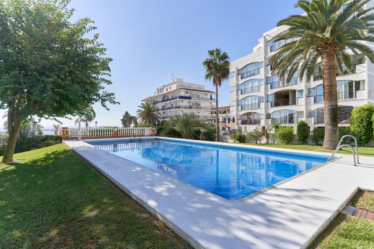 Carabeo 23- Acceso A La Playa Nerja Exterior foto